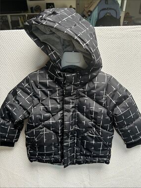 Miles Kids Black Quilted Puffer Jacket with Hood - Grid Print. Soft lining. NWT